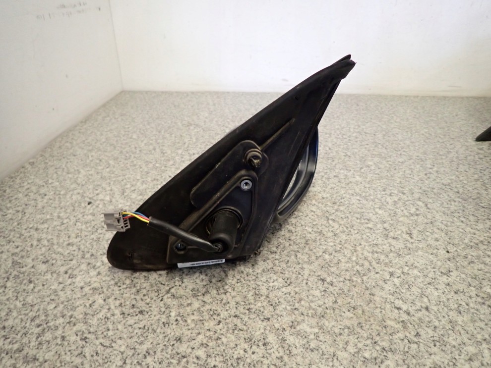 NISSAN ALMERA N16 LUSTERKO PRAWE 3PIN BX7 4/6