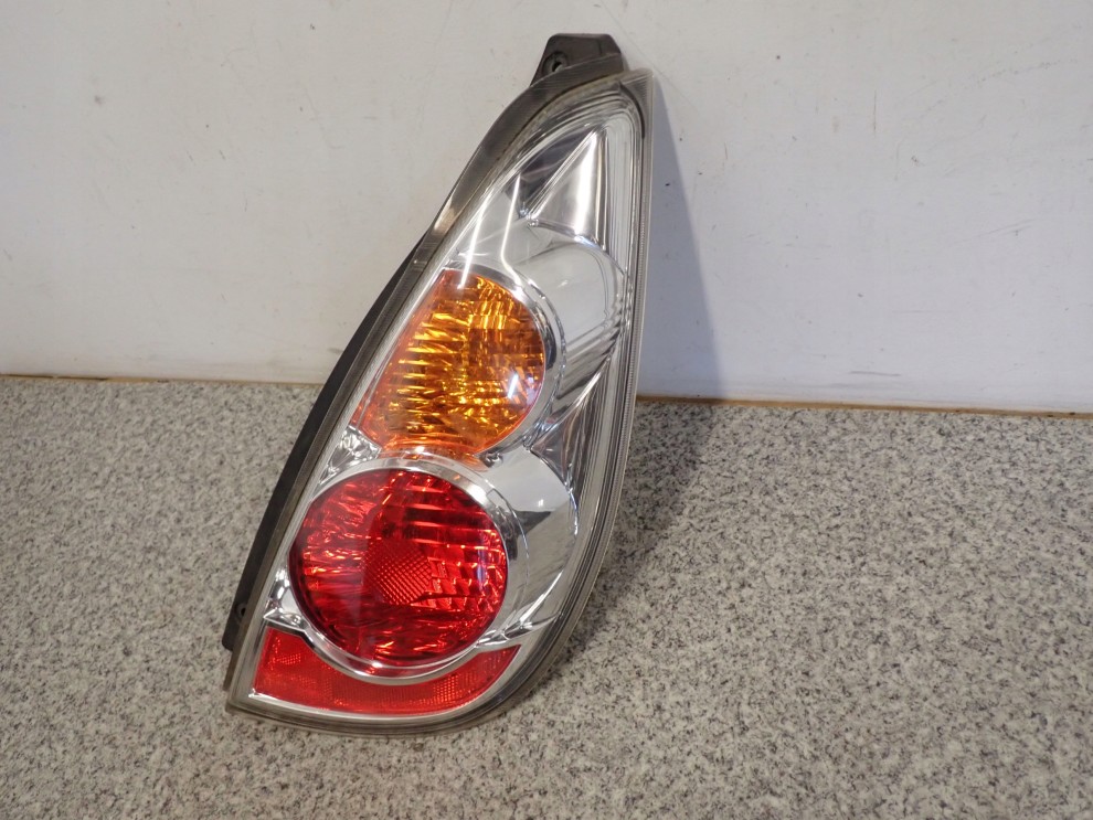 SUZUKI LIANA 03-07 LAMPA TYŁ PRAWA TYLNA EUROPA 2/6