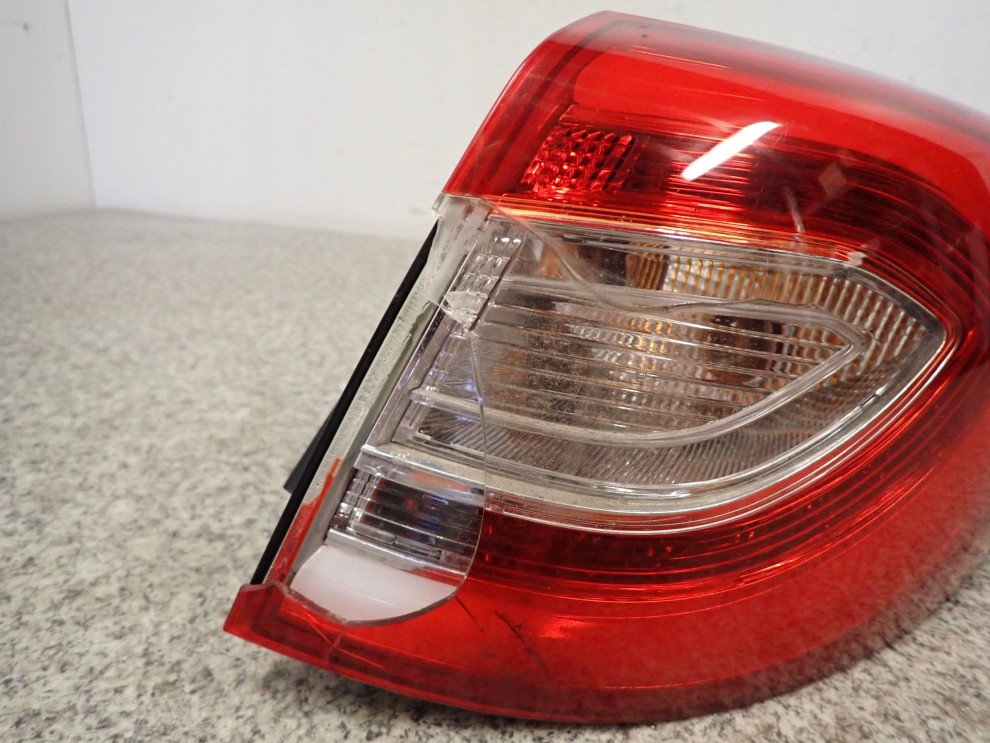 HYUNDAI IX35 13-17 LAMPA TYLNA PRAWA LED LIFT USZK 2/6