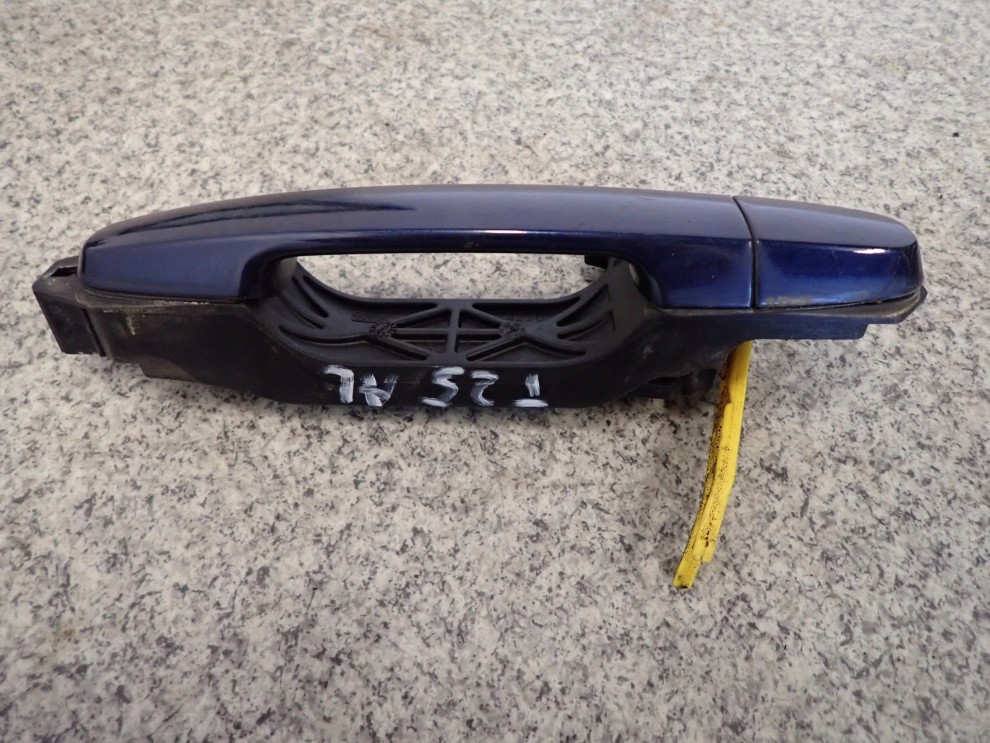 TOYOTA AVENSIS T25 KLAMKA DRZWI TYLNA LEWA 2/4