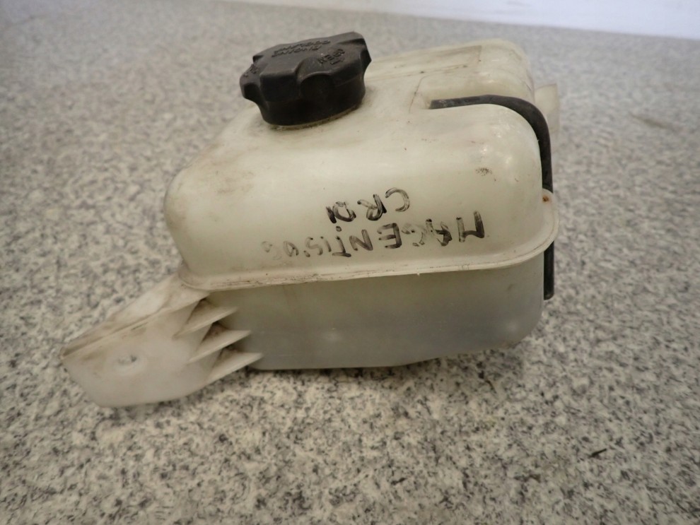 KIA MAGENTIS 05-11 CRDI ZBIORNICZEK WYRÓWNAWCZY 2/7