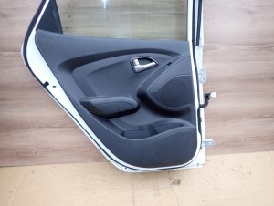 HYUNDAI IX35 10-15 DRZWI TYLNE LEWE PKW 7/8 MINIATURA
