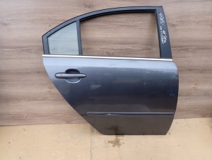 KIA MAGENTIS II 06-12 DRZWI TYLNE PRAWE 8V 2/7 MINIATURA