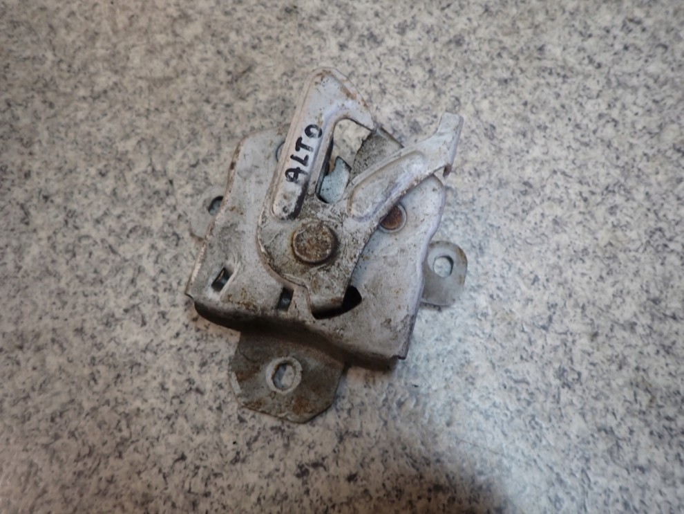 SUZUKI ALTO NISSAN PIXO 09- ZAMEK MASKI 1/2