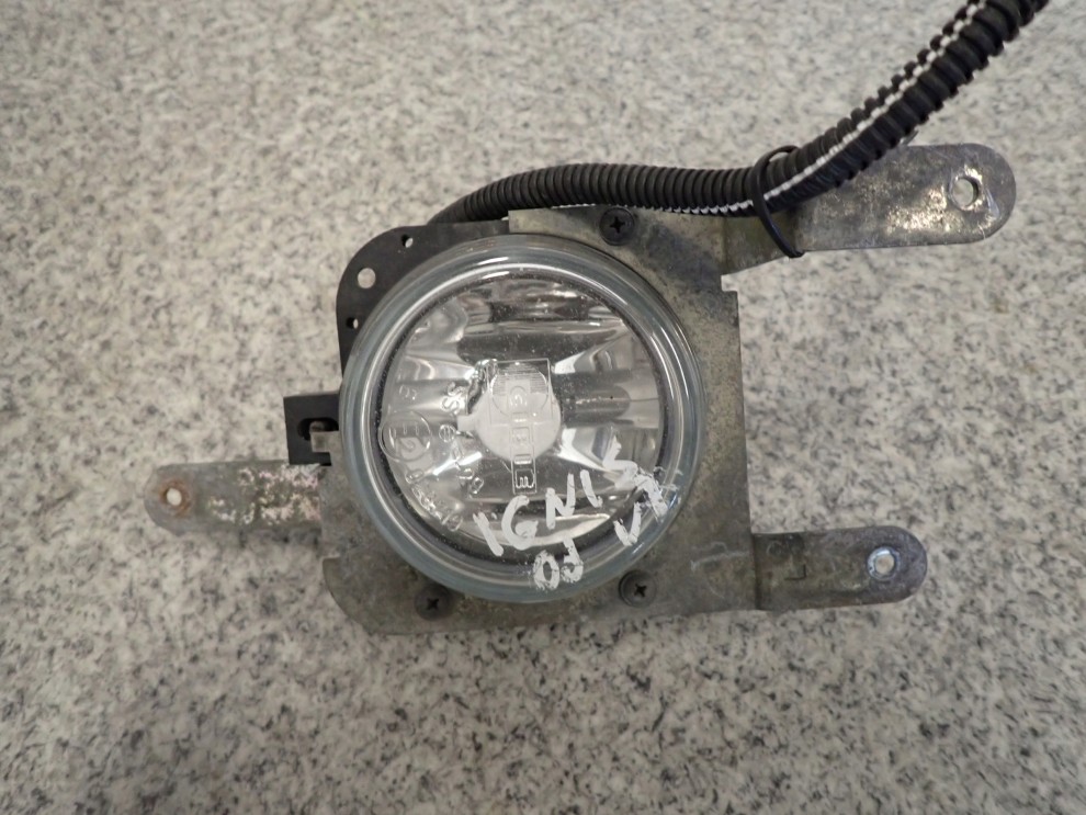 SUZUKI IGNIS 00-03 HALOGEN LEWY PRZÓD 1/2