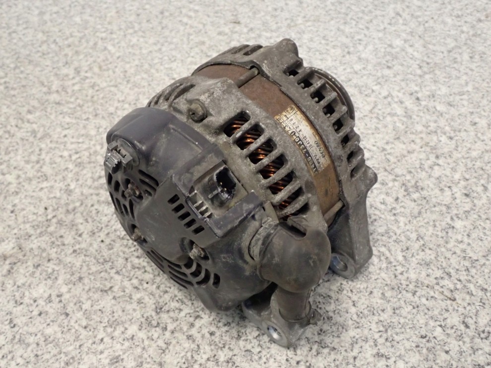 SUZUKI LIANA 04-07 1.4 DDIS ALTERNATOR 5/8