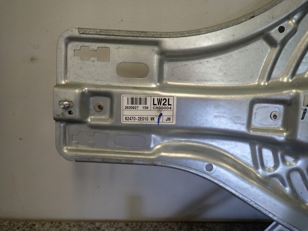 HYUNDAI TUCSON 04-09 PODNOŚNIK SZYBY PRZEDNI LEWY 4/5