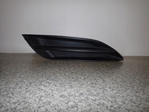 AURIS I KRATKA ZAŚLEPKA RAMKA HALOGENU 81481-02040 2/6 MINIATURA