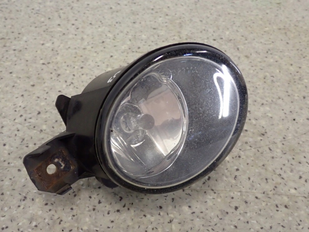 NISSAN ALMERA N16 03-06 HALOGEN PRAWY 3/5