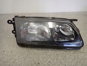 MAZDA 626 GF 97-99 REFLEKTOR PRZEDNI PRAWY LAMPA