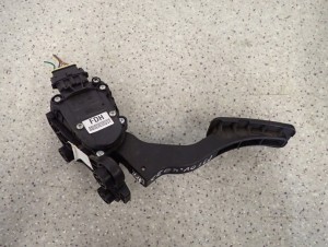 KIA CEED 1.6 CRDi 07-09 POTENCJOMETR PEDAŁ GAZU 2/4 MINIATURA