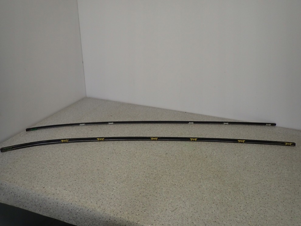 HYUNDAI i20 08-12 LISTWA DACHOWA 3/5