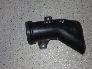 HONDA JAZZ 02-08 ŁAPACZ POWIETRZA RURA DOLOTU 2/5 MINIATURA