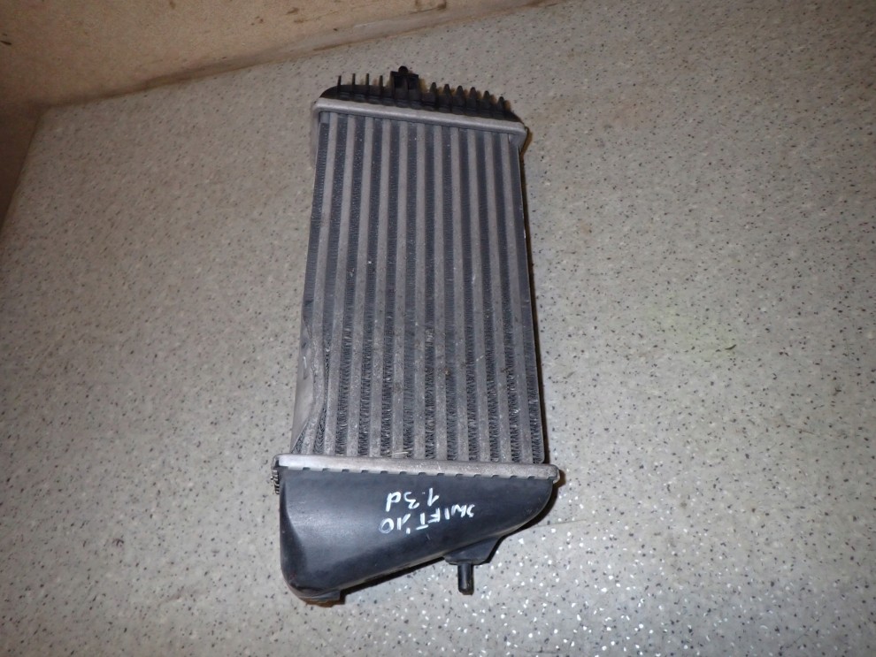 SUZUKI SWIFT 10- INTERCOOLER CHŁODNICA POWIETRZA 2/5