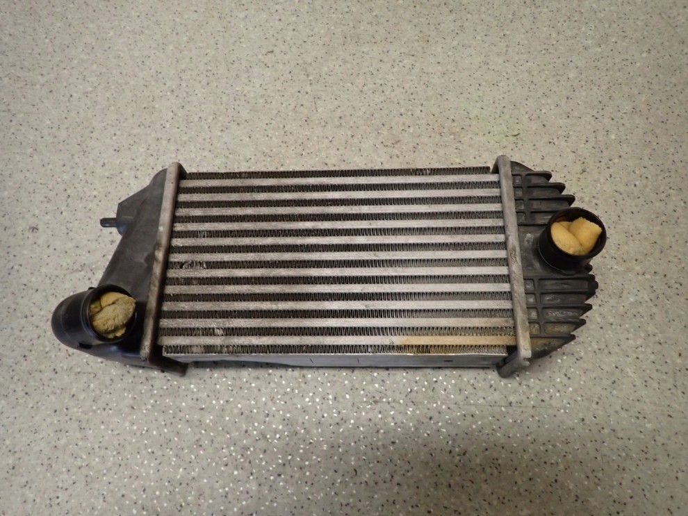 SUZUKI SWIFT 10- INTERCOOLER CHŁODNICA POWIETRZA 3/5