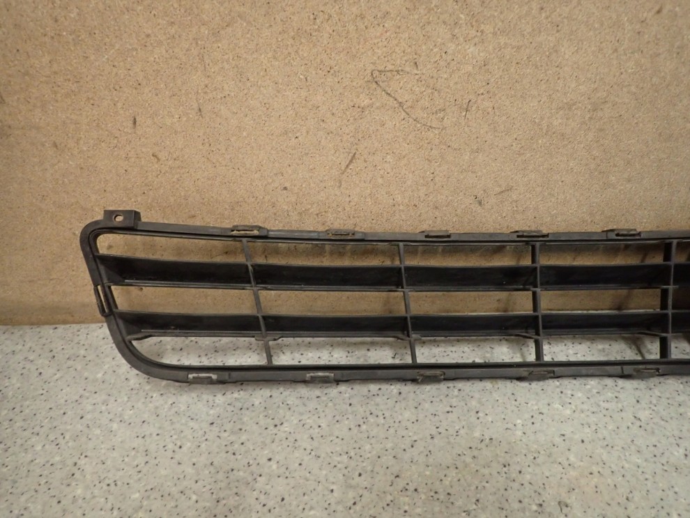 SUZUKI SWIFT 07-09 ATRAPA WLOTU POWIETRZA GRILL 6/7