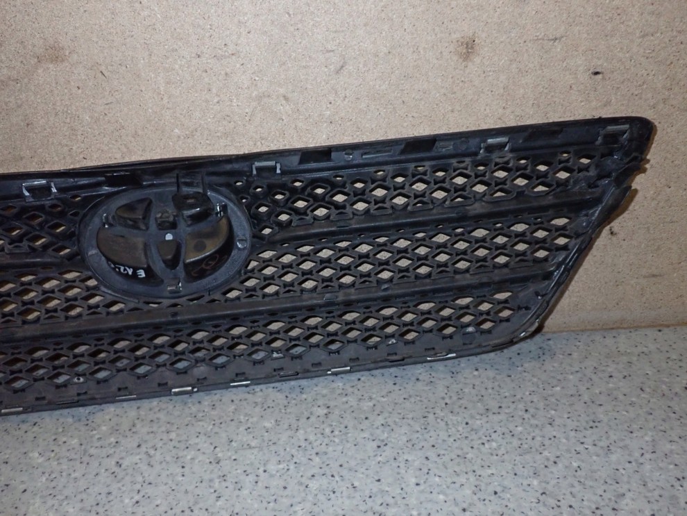 TOYOTA COROLLA E12 HATCHBACK 02-04 ATRAPA GRILL 6/6