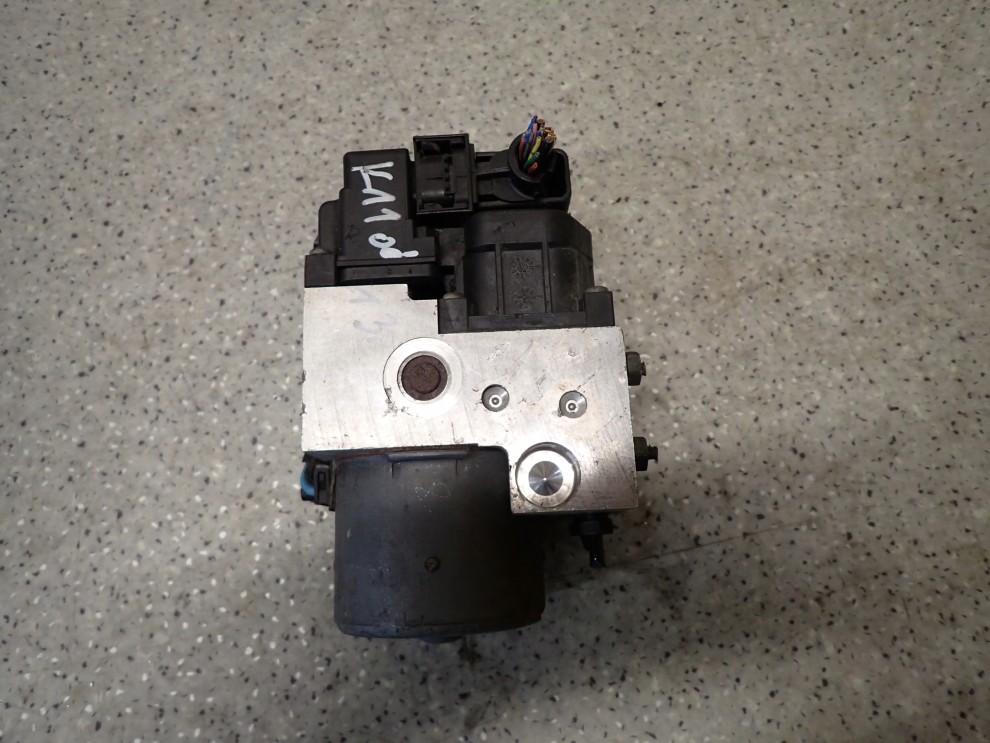 NISSAN MICRA K11 00-01 POMPA ABS-u 6/6