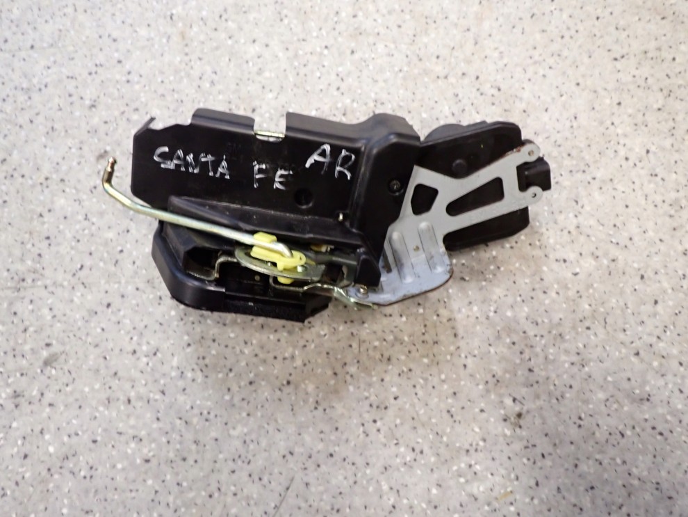 HYUNDAI SANTA FE 01- ZAMEK DRZWI TYLNY PRAWY 1/4