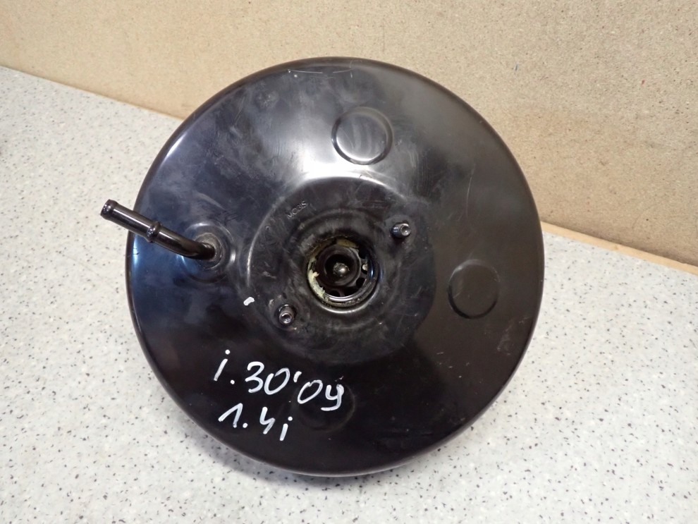 HYUNDAI i30 1.4i 07-12 SERWO HAMULCOWE 1/4