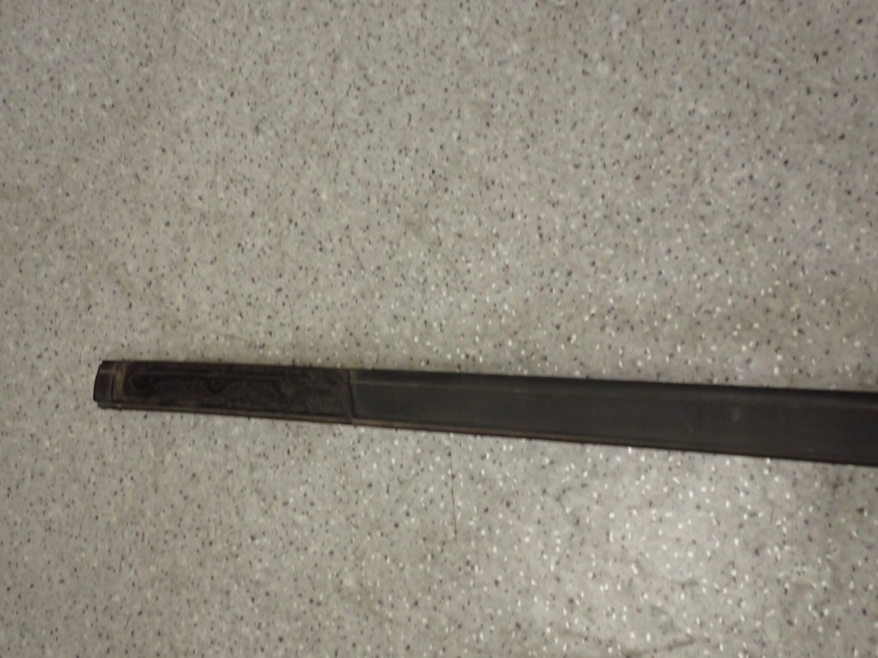 SUZUKI GRAND VITARA 98-05 LISTWA DACHOWA PRAWA 4/6