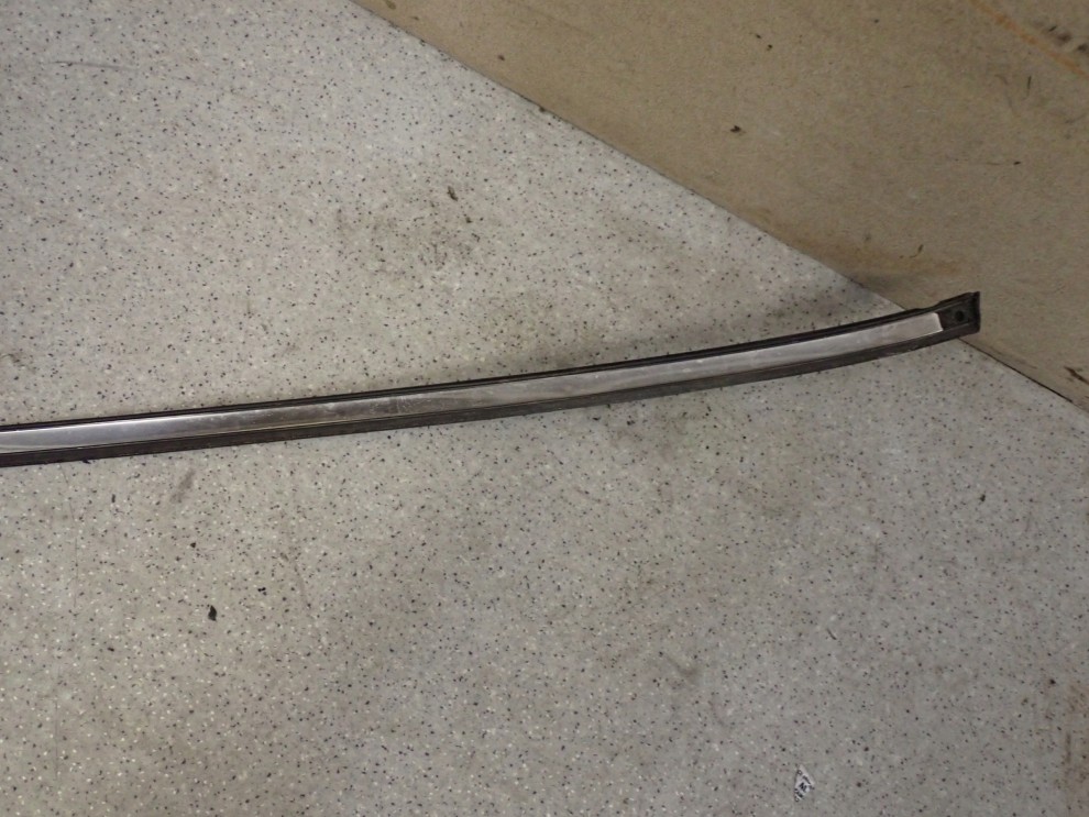 SUZUKI GRAND VITARA 98-05 LISTWA DACHOWA PRAWA 6/6
