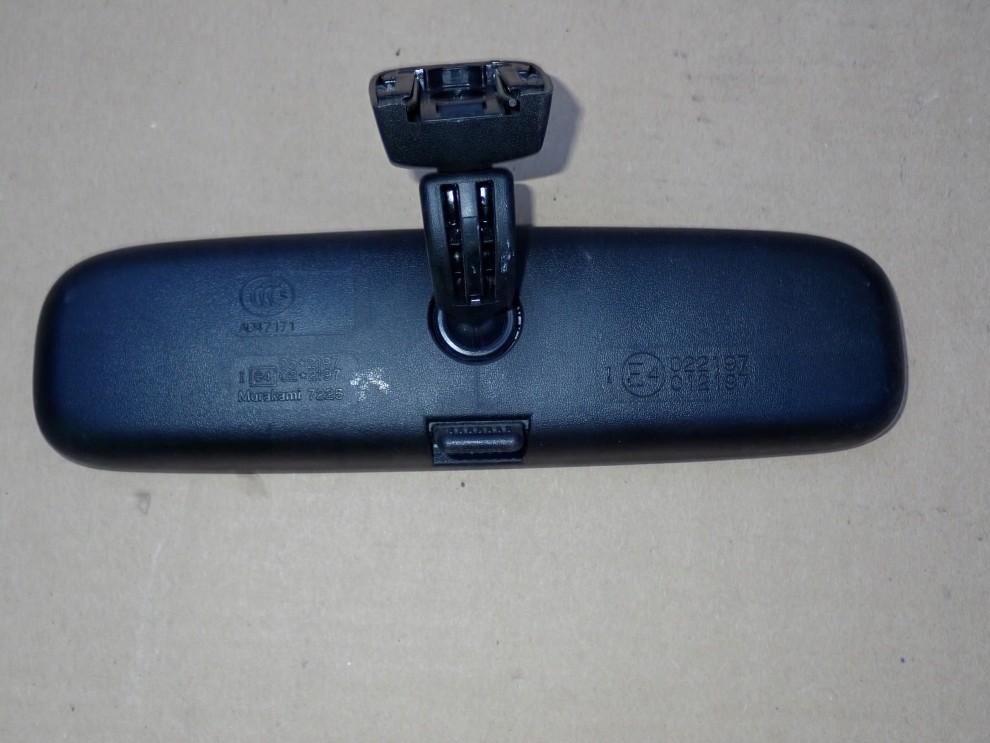 TOYOTA IQ 08-12 LUSTERKO WEWNĘTRZNE 3/3