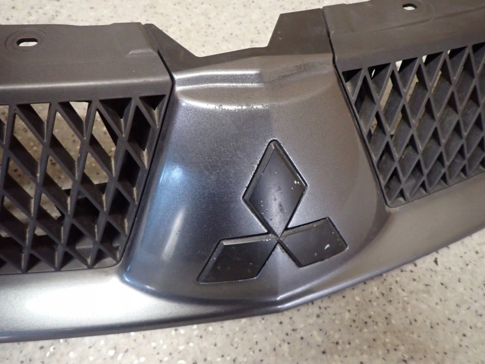 MITSUBISHI LANCER 06-07 ATRAPA GRILL A39B 4/9