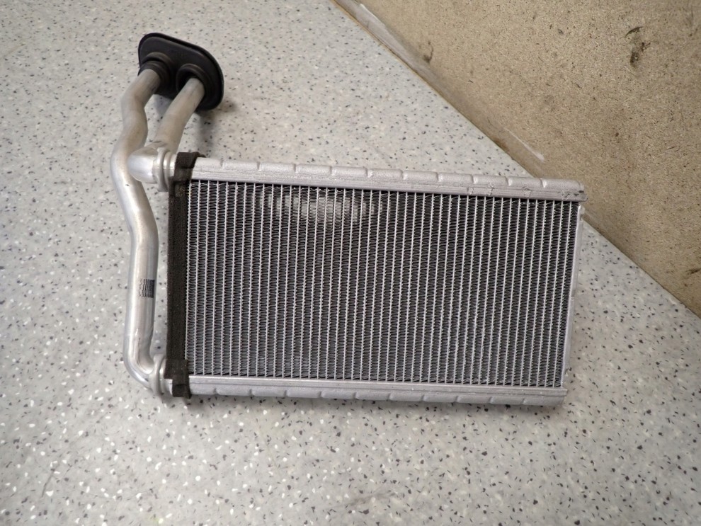 TOYOTA IQ 08- NAGRZEWNICA RADIATOR NAGRZEWNICY 3/5