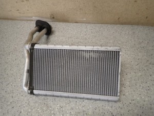 TOYOTA IQ 08- NAGRZEWNICA RADIATOR NAGRZEWNICY 4/5 MINIATURA