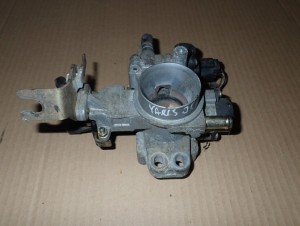 TOYOTA YARIS 99-05 1.0i PRZEPUSTNICA 2/6 MINIATURA