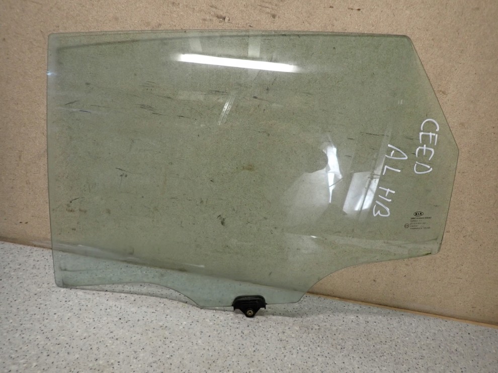 KIA CEED HB 06-12 SZYBA DRZWI TYLNYCH LEWYCH 1/3