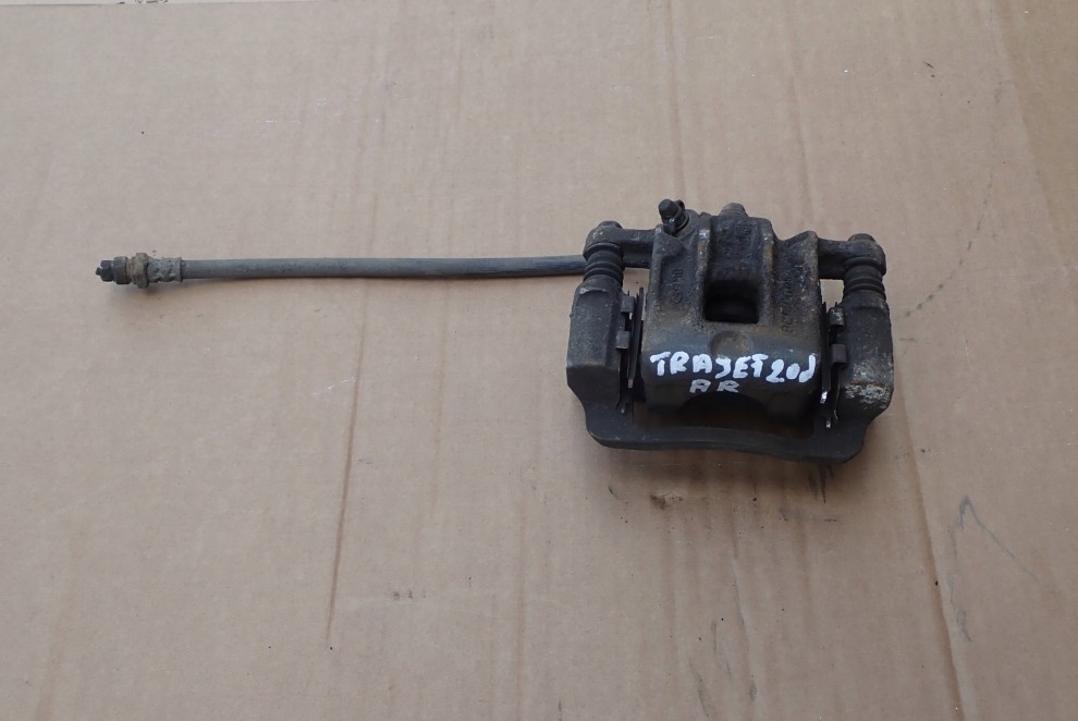HYUNDAI TRAJET ZACISK HAMULCOWY TYLNY PRAWY 3/6