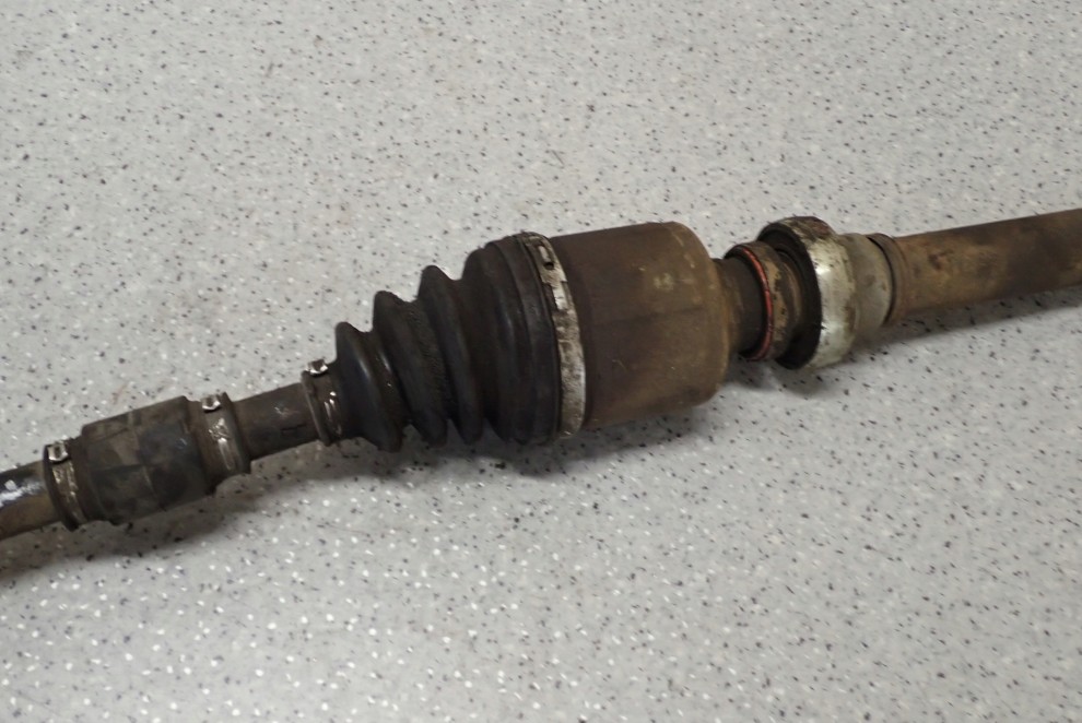 MAZDA3 MAZDA 3 1,6D 06 PÓŁOŚ PRZEDNIA PRAWA DŁUGA Z PODPORĄ 4/5