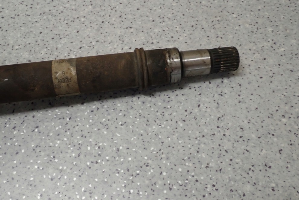 MAZDA3 MAZDA 3 1,6D 06 PÓŁOŚ PRZEDNIA PRAWA DŁUGA Z PODPORĄ 5/5
