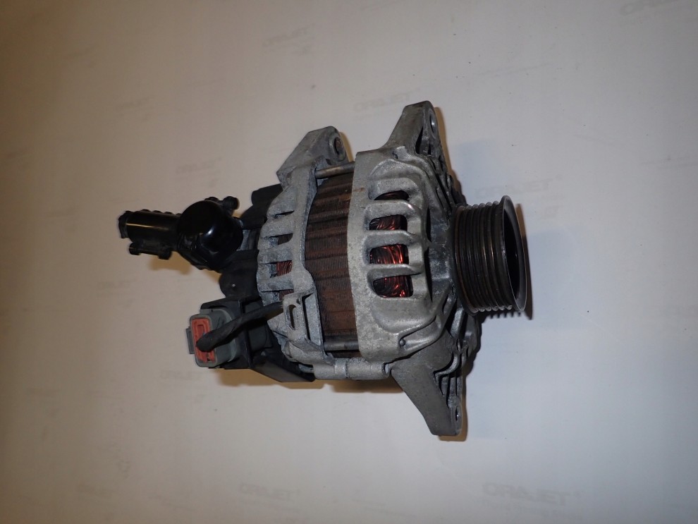 HYUNDAI I30 06-12 1.4 BENZ ALTERNATOR 37300-2B101 1/6