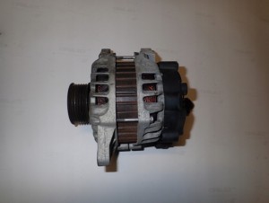 HYUNDAI I30 06-12 1.4 BENZ ALTERNATOR 37300-2B101 5/6 MINIATURA