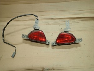 MAZDA2 MAZDA 2 II DE 08 - LAMPA PRZECIWMGIELNA TYŁ