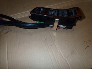 KIA SORENTO I 02-06 PANEL STEROWANIA SZYBAMI SZYB 2/4 MINIATURA