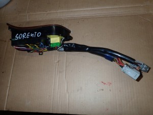 KIA SORENTO I 02-06 PANEL STEROWANIA SZYBAMI SZYB 3/4 MINIATURA