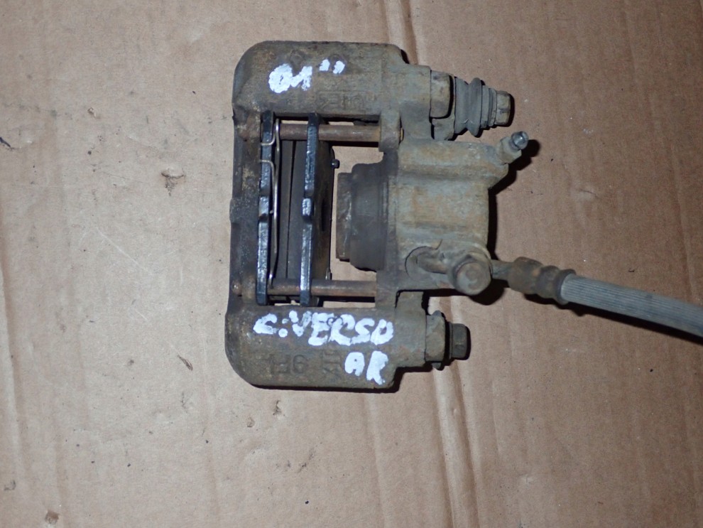 TOYOTA COROLLA VERSO 01-03 ZACISK HAMULCOWY TYLNY 1/3