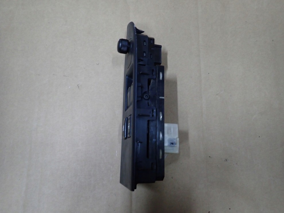 GRAND VITARA II PANEL STEROWANIA SZYBAMI EUROPA 06 2/4