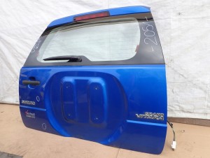 SUZUKI GRAND VITARA 06- KLAPA BAGAŻNIKA SZYBA TYŁ 3/8 MINIATURA