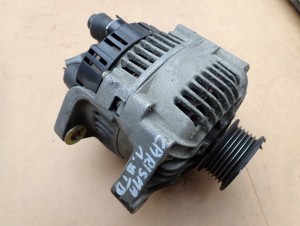MITSUBISHI CARISMA 96- 1.9TD DIESEL ALTERNATOR 2/5 MINIATURA