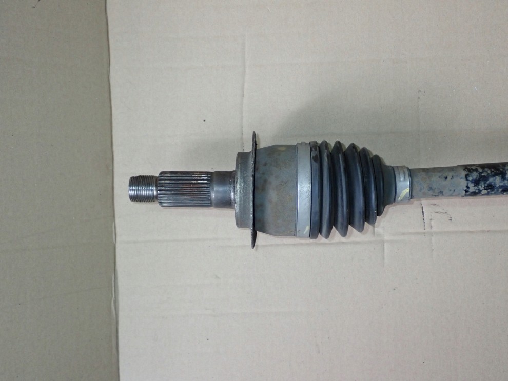 SUZUKI SX4 06- 1,5i PÓŁOŚ NAPĘDOWA PRAWA PRZEDNIA 6/8