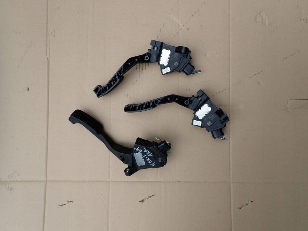TOYOTA YARIS II 06- PEDAŁ GAZU POTENCJOMETR 0D010 1/3