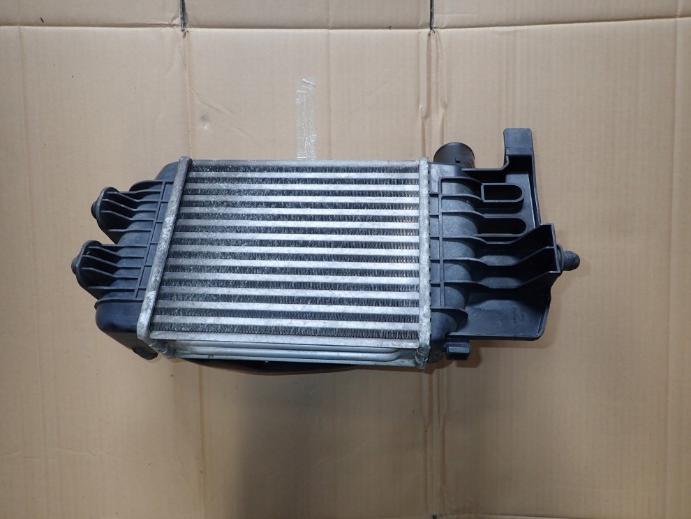 TOYOTA YARIS II 06- CHŁODNICA INTERCOOLER 1.4 D4D 3/3