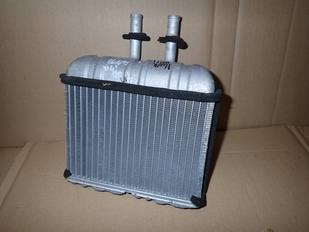 SUZUKI IGNIS 03-08 NAGRZEWNICA 2/2