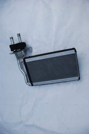 MAZDA MPV 00-06 NAGRZEWNICA RADIATOR NAGRZEWNICY 3/3 MINIATURA