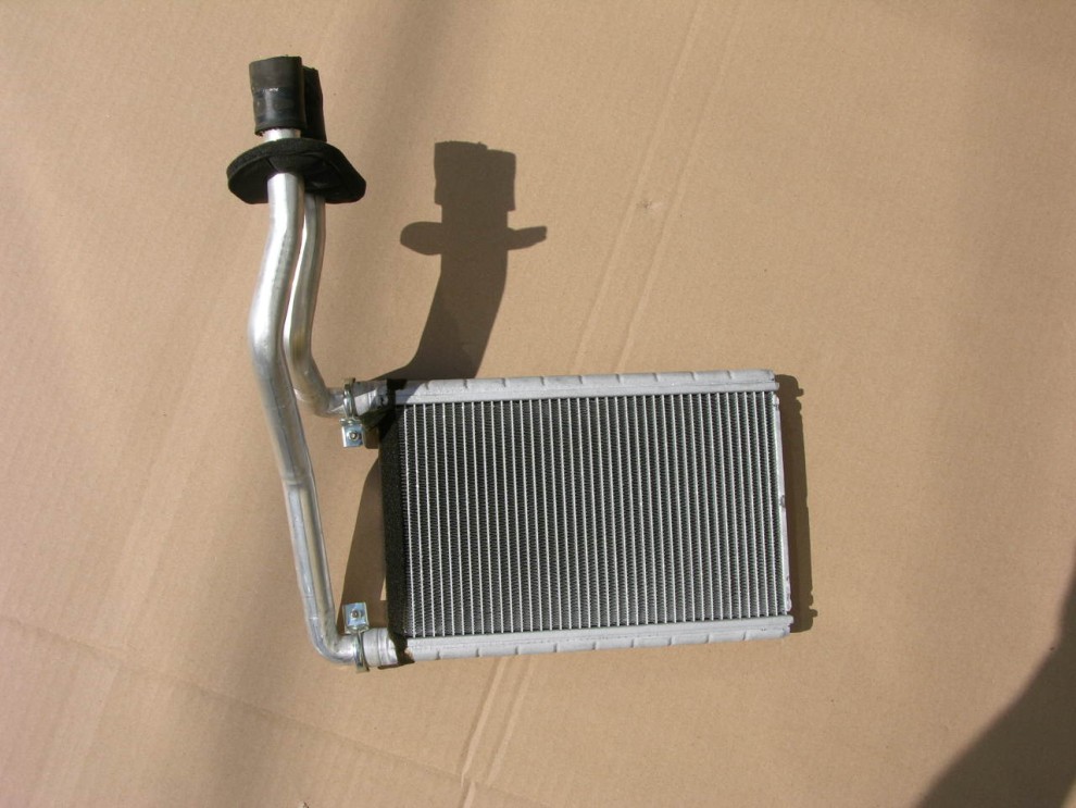 SUZUKI SWIFT MK 04-09 NAGRZEWNICA RADIATOR 1/3